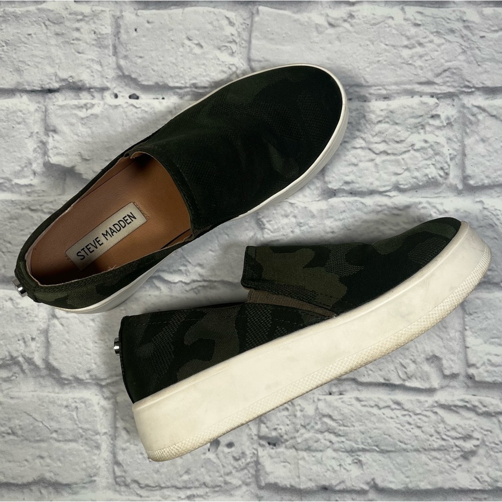Steve Madden 'Zayna' Camo Green Canvas Platform Sneakers Slip-on Size 6.5